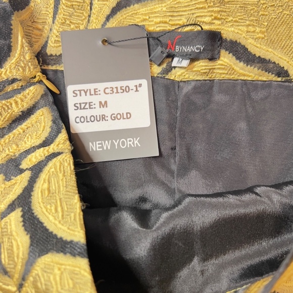 # A237 N by Nancy Power Chic Gold & Black Floral Embroidered Skirt NWT M - Picture 5 of 7